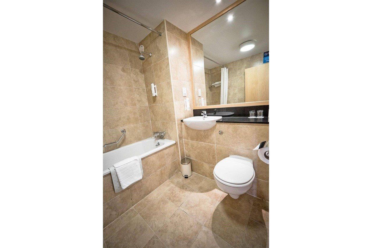 Hotel Travelodge Dublin Airport South 3*