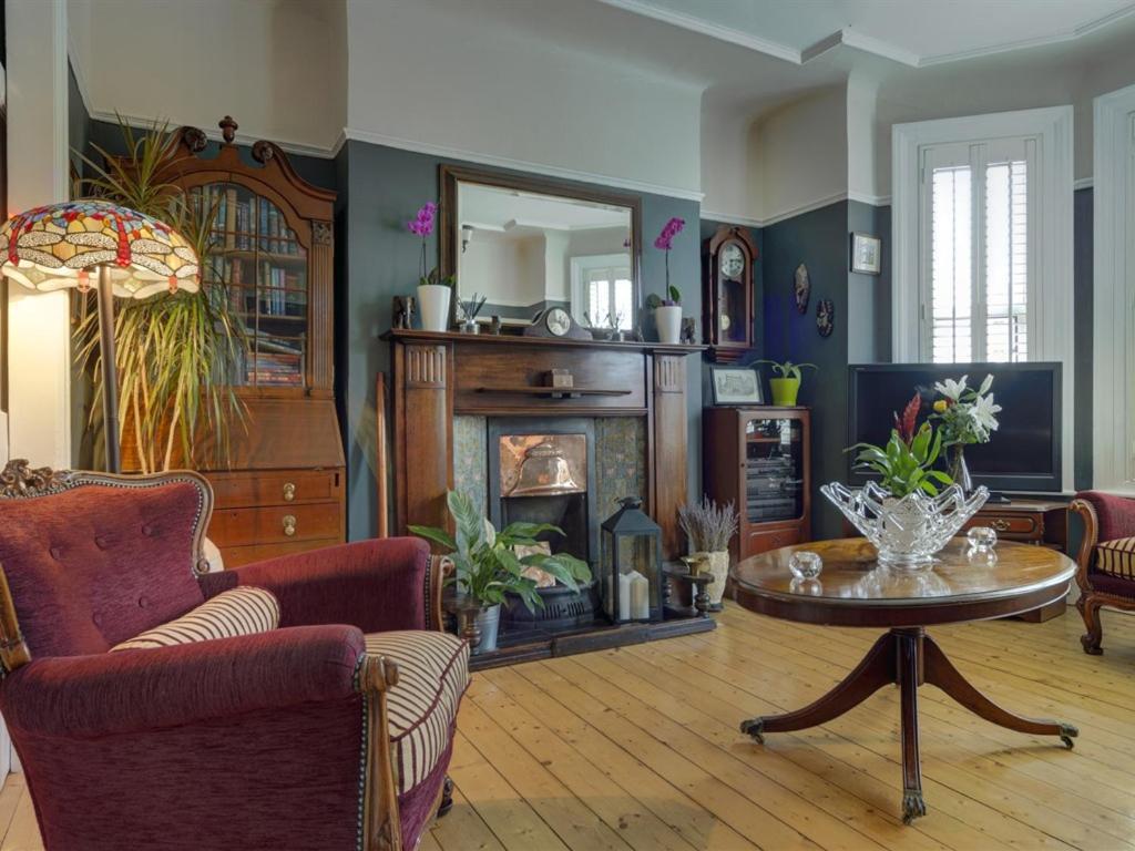 Bed & Breakfast Avoca House Dublin