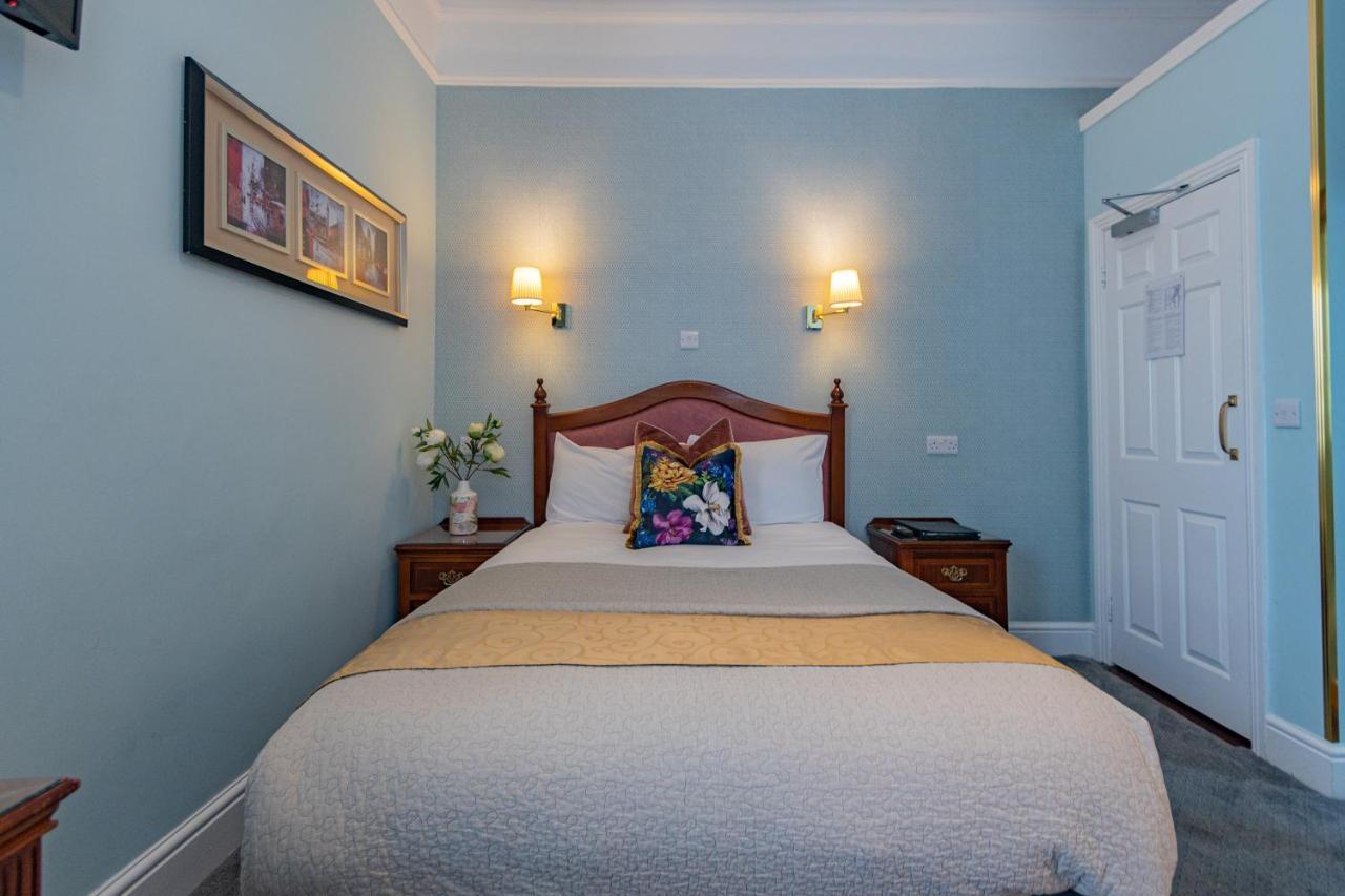 Egans House 3* Dublin