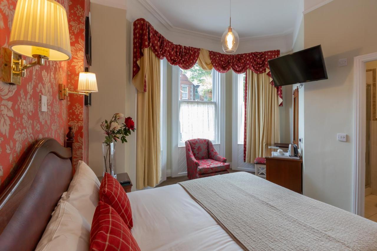 Guest house Egans House 3*