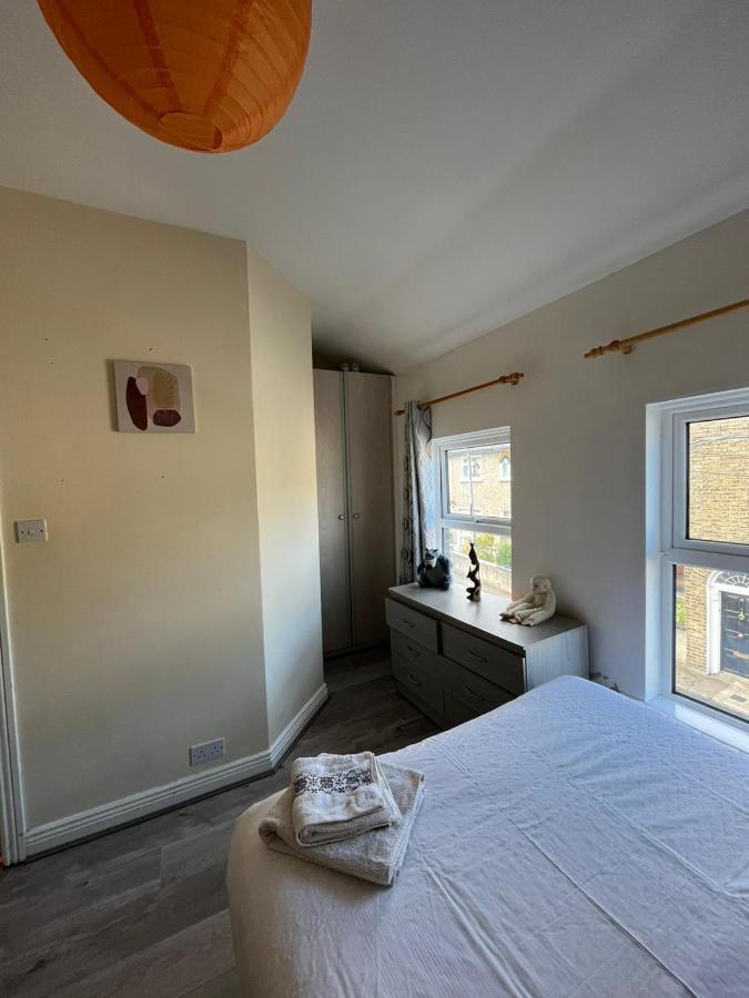 Guest house Centre 2 Allen Terrace Phibsborough 7