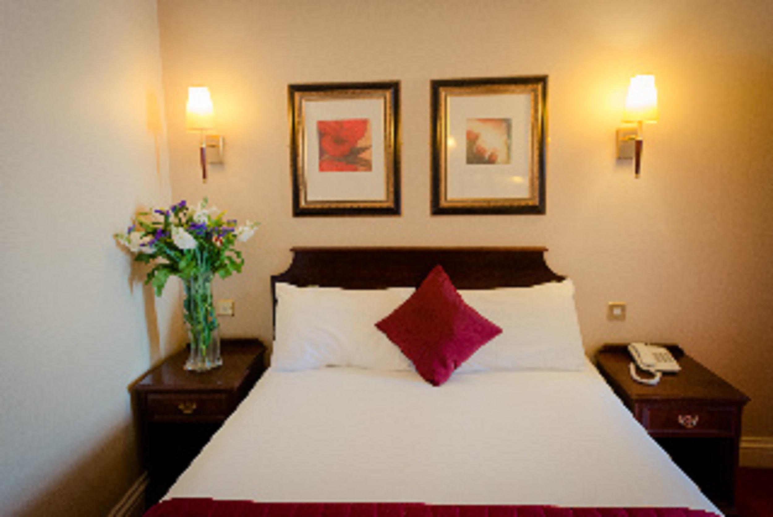 Albany House 3* Dublin