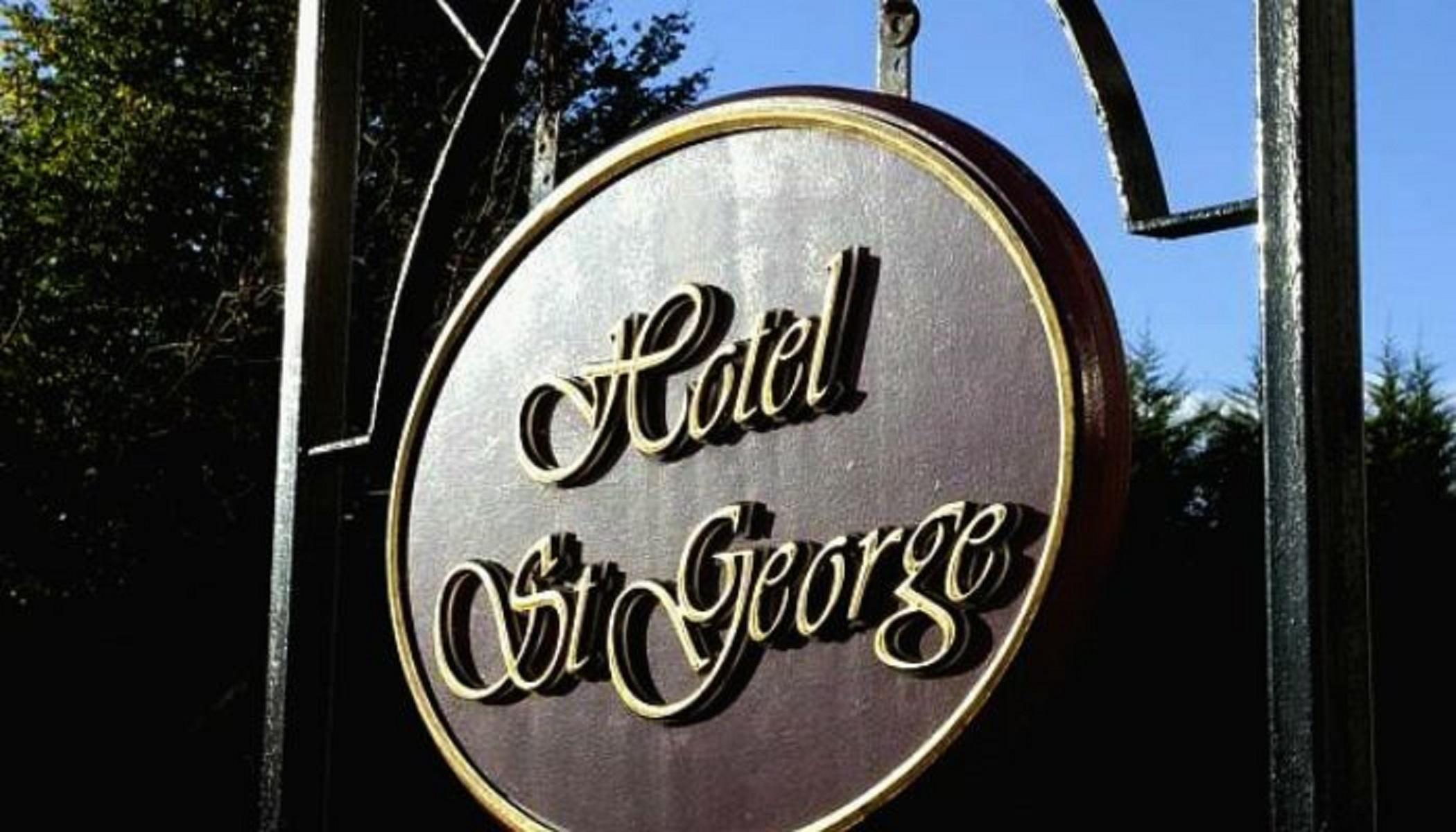 St George By Nina Hotel