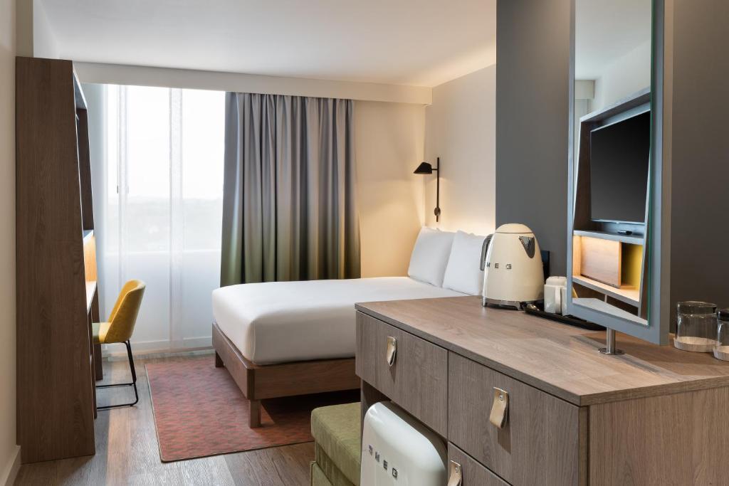 Hotel Hampton By Hilton Centre 3*