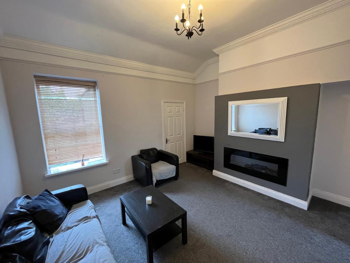 East Flat Apartment *