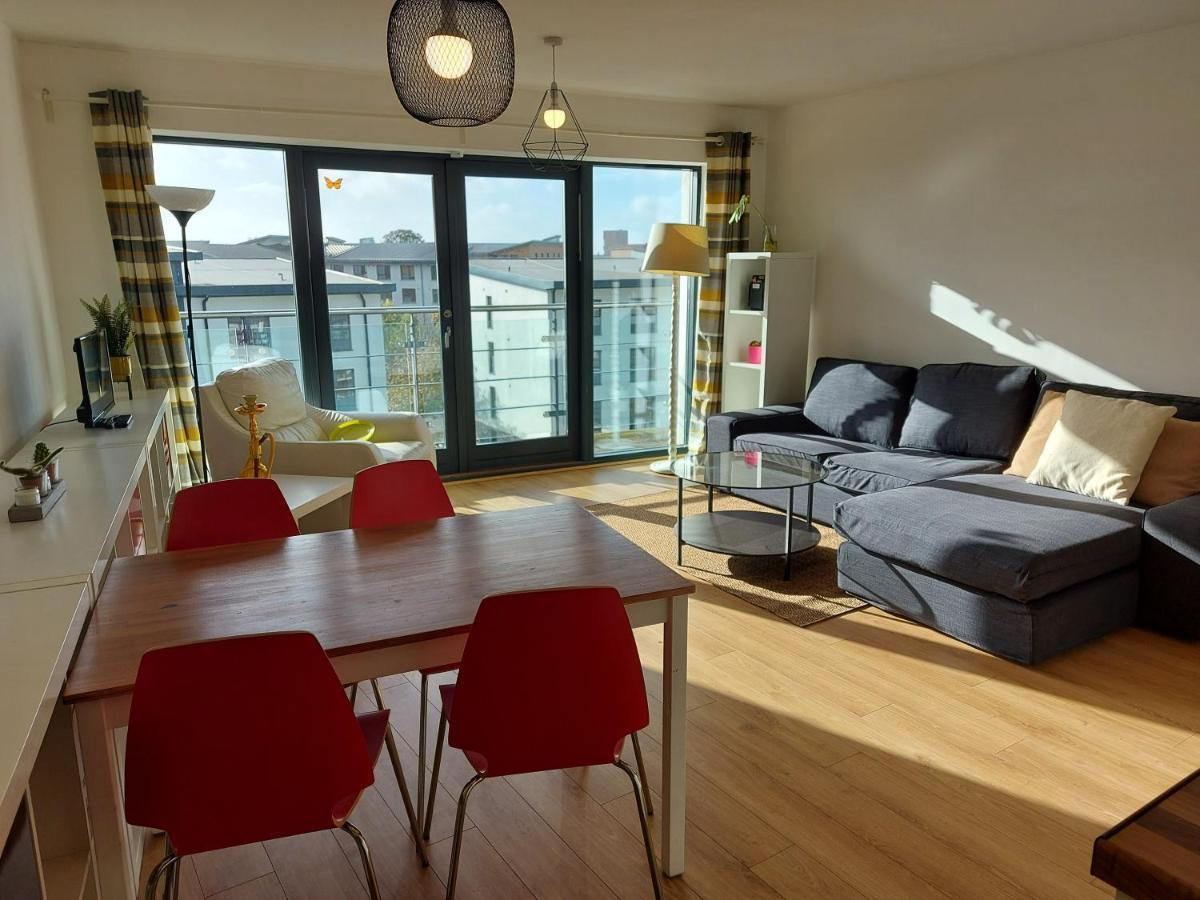 Northwood, Luxury Apartment
