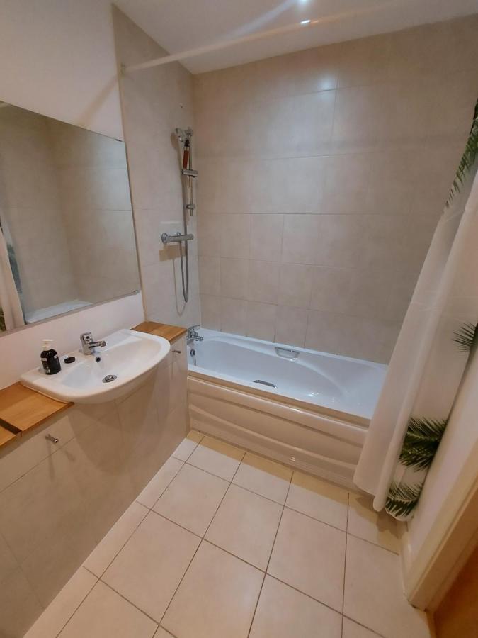 Northwood, Luxury Apartment