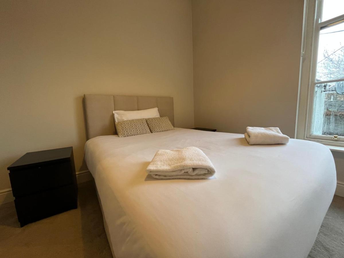 Apartment Leeson St *