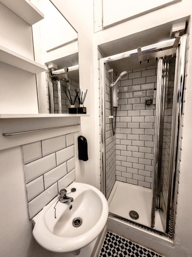 Homestay Whole Stylish 1880s Guinness Worker House