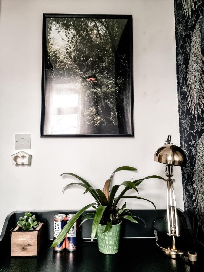 Whole Stylish 1880s Guinness Worker House Homestay *