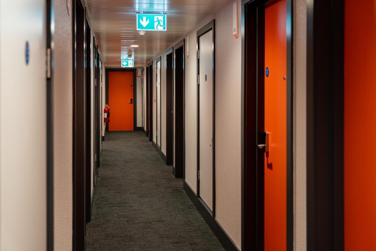 Easyhotel Hotel