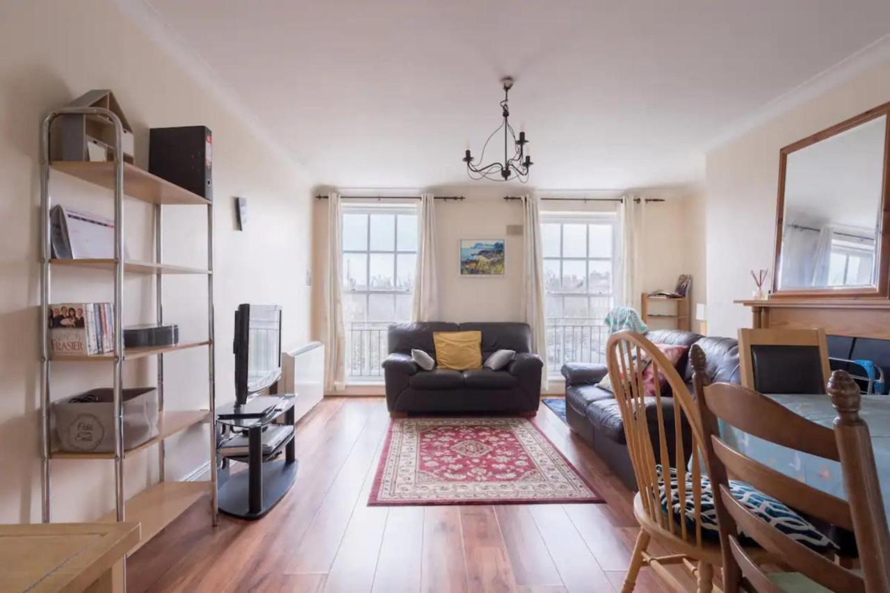 2bd Flat In Heart Of
