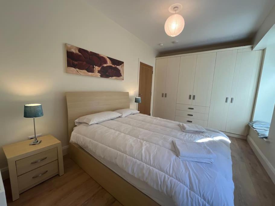 Beach Gem 5 Adult Spaces Plus Child