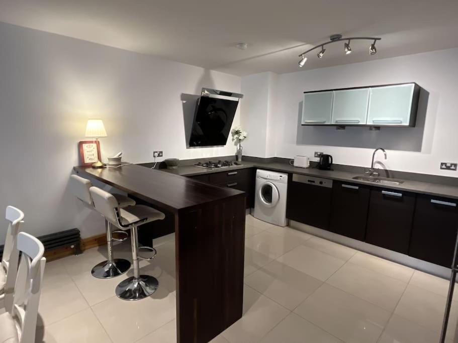 Apartment Sir John Rodgerson