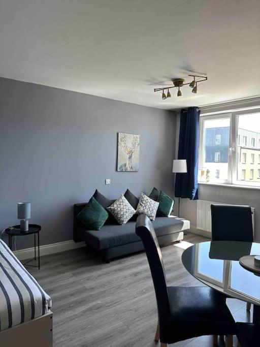 Apartment Lovely Studio In City Centre