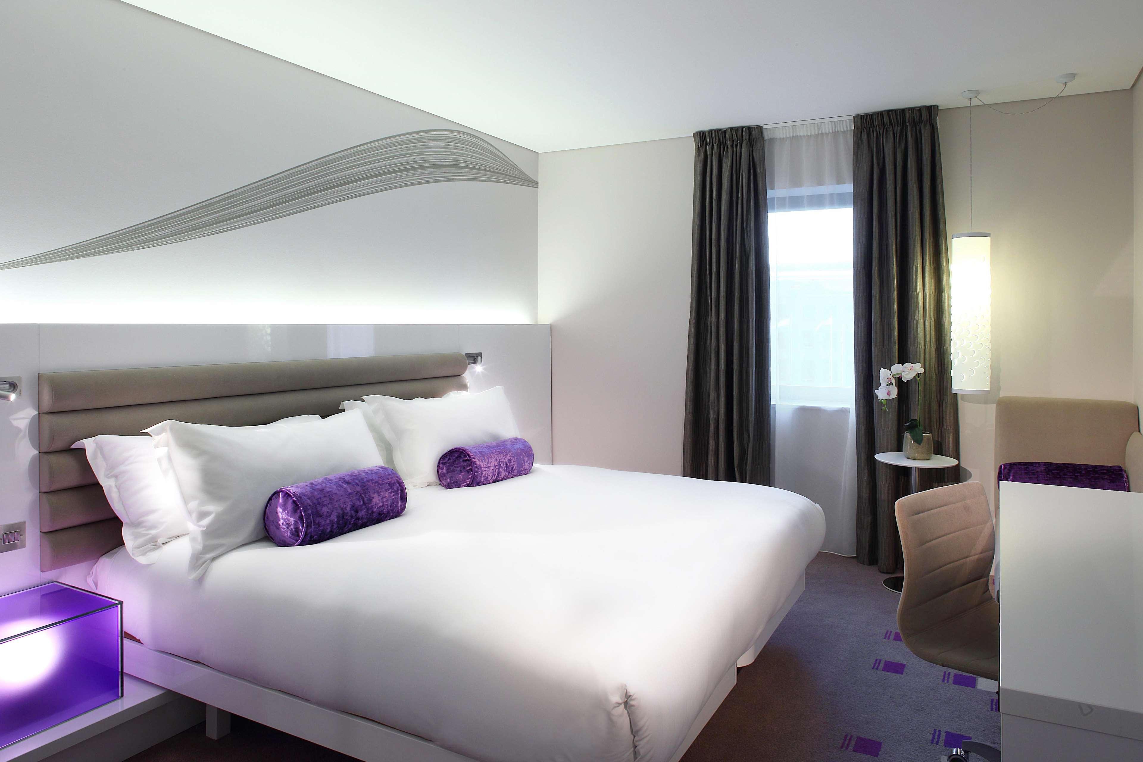 The Morrison Dublin, Curio Collection By Hilton Hotel