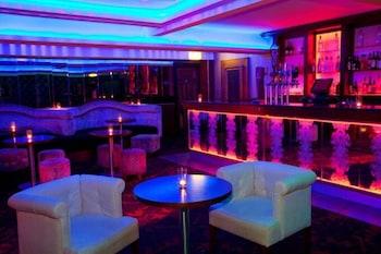 Camden Deluxe Hotel 2*
