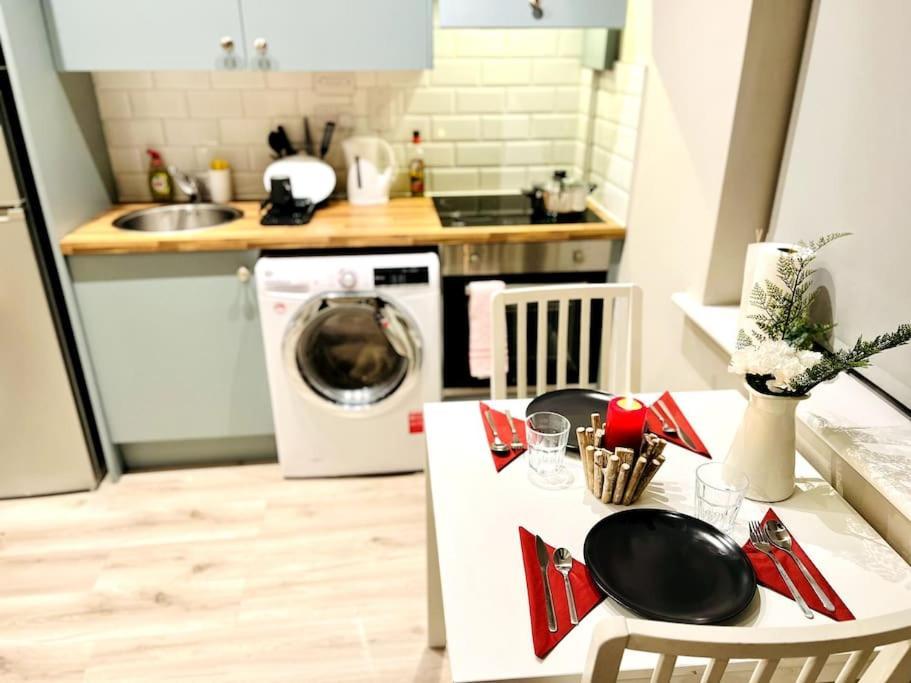 Lovely Flat At Center Apartment *