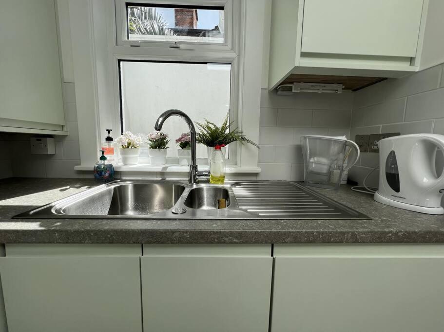 The Trinity College Townhouse Apartment *