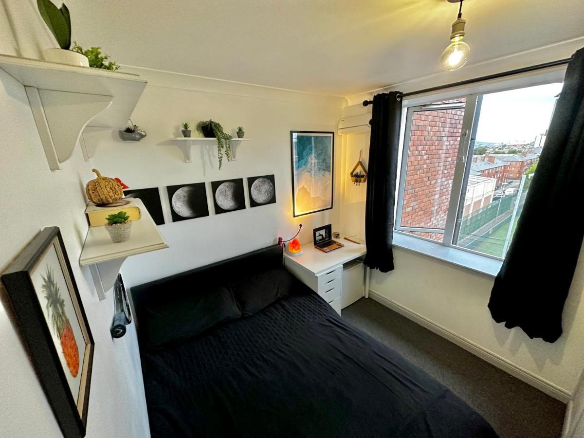Custom House, 1 Room, 1 * Dublin