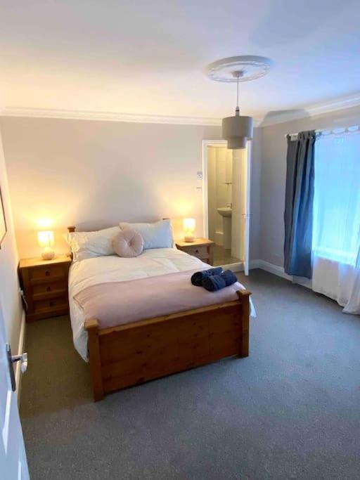 City Centre House Close To 3 Arena *