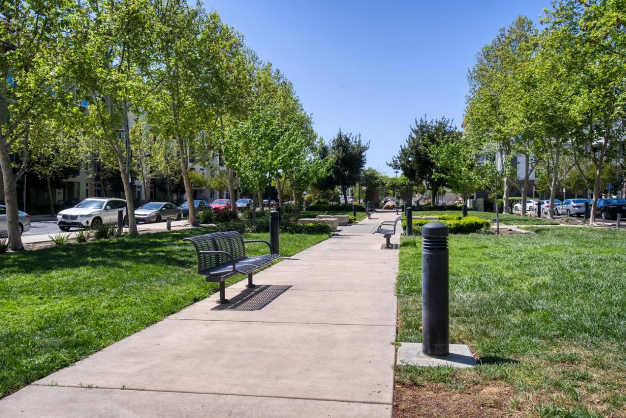Apartment 3br W Pool Nr Bart Groceries Sfo-1459 Dublin