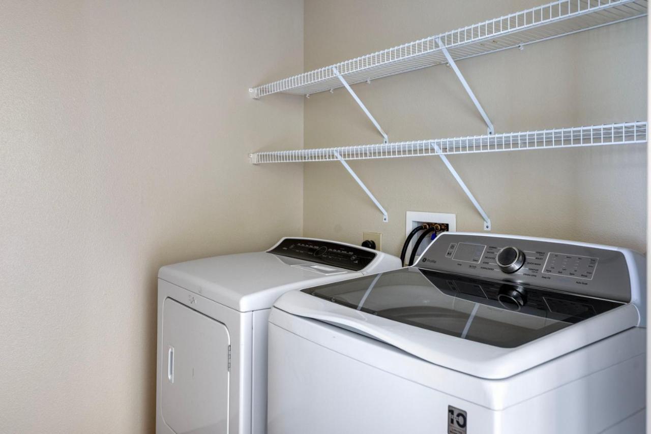 Apartment 3br W Pool Nr Bart Groceries Sfo-1459 Dublin