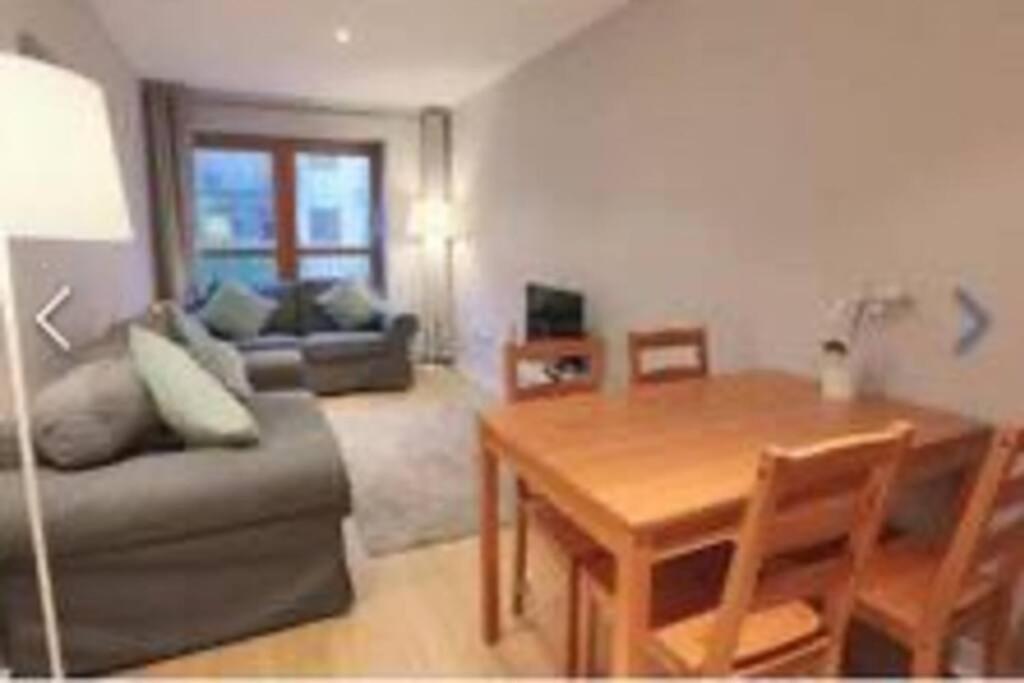 In Dublin's Tourist Spot Temple Bar Fully Renovated Apartment Dublin