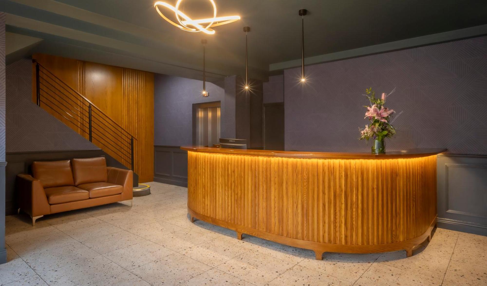 Fitzsimons Temple Bar Hotel Dublin
