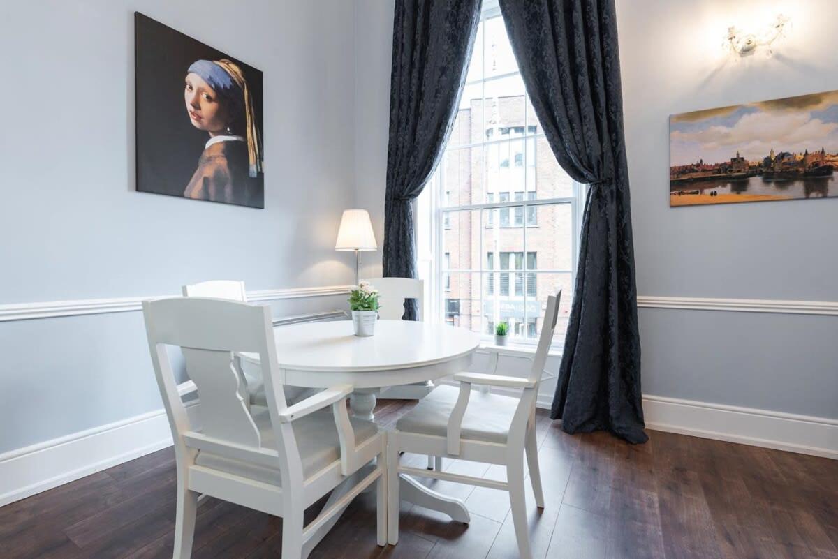 4 Poster Luxury Georgian Apartment Dublin
