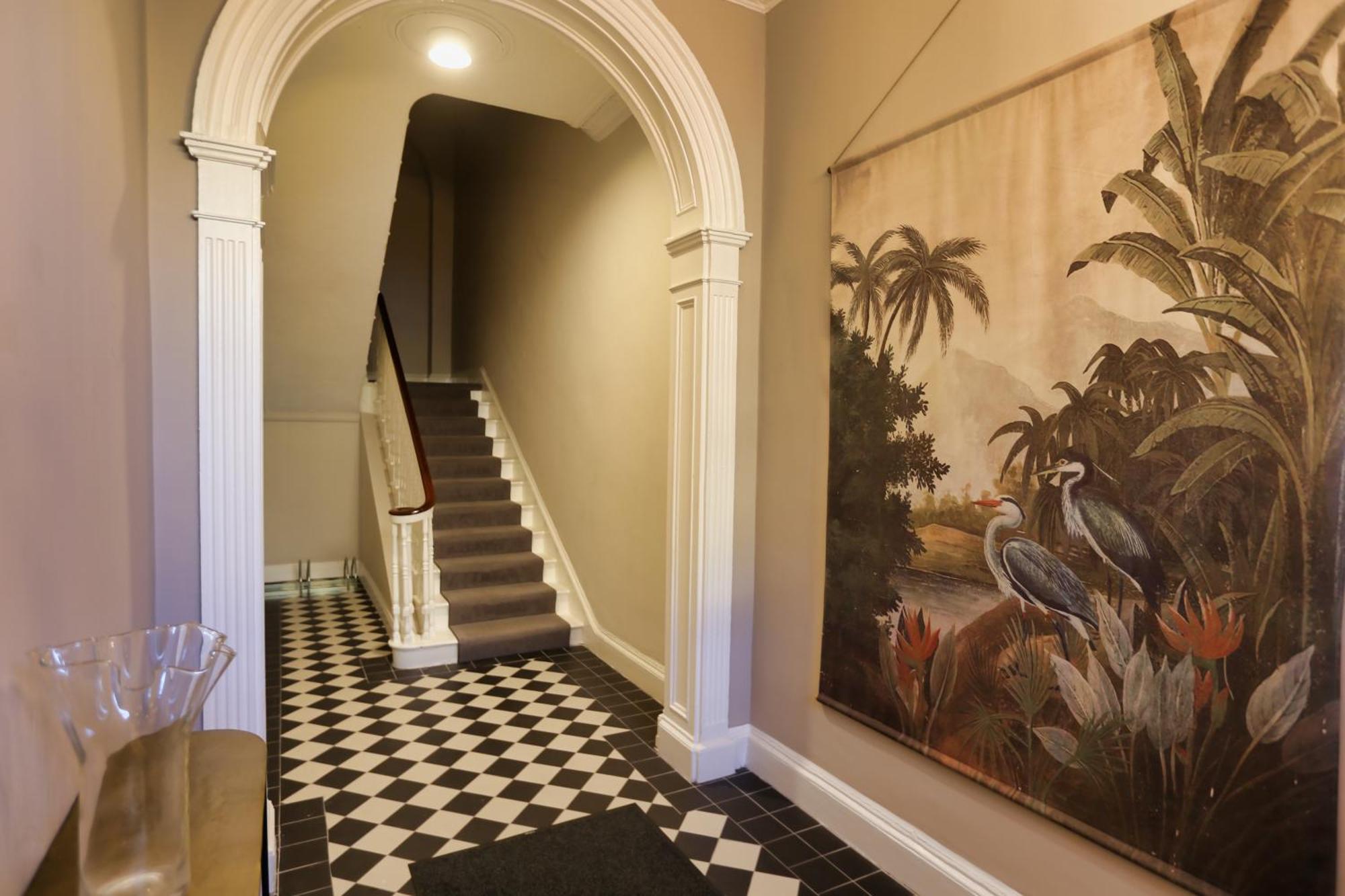 Luxuriously Large Period D2 Property Of Character Holiday home Dublin