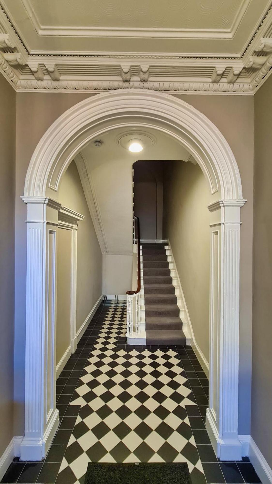 Luxuriously Large Period D2 Property Of Character