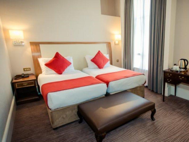 Albany House Hotel 3*