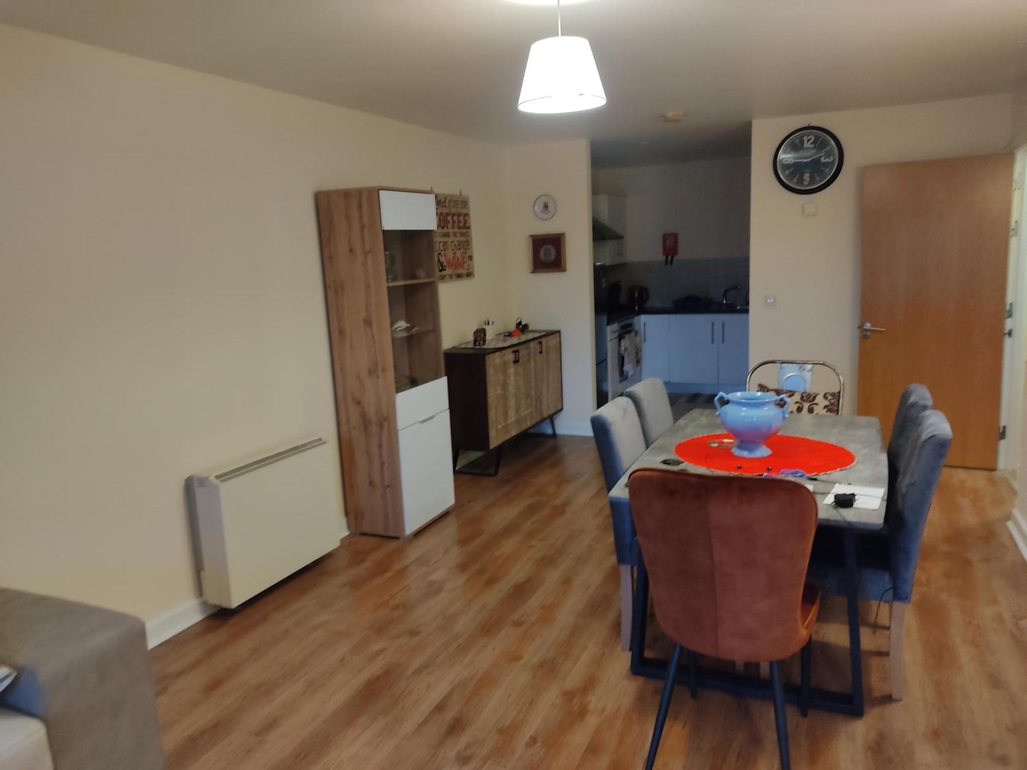 Swallows Nest - Spacious Bright Double Bedroom With Ensuite Bathroom Homestay Dublin