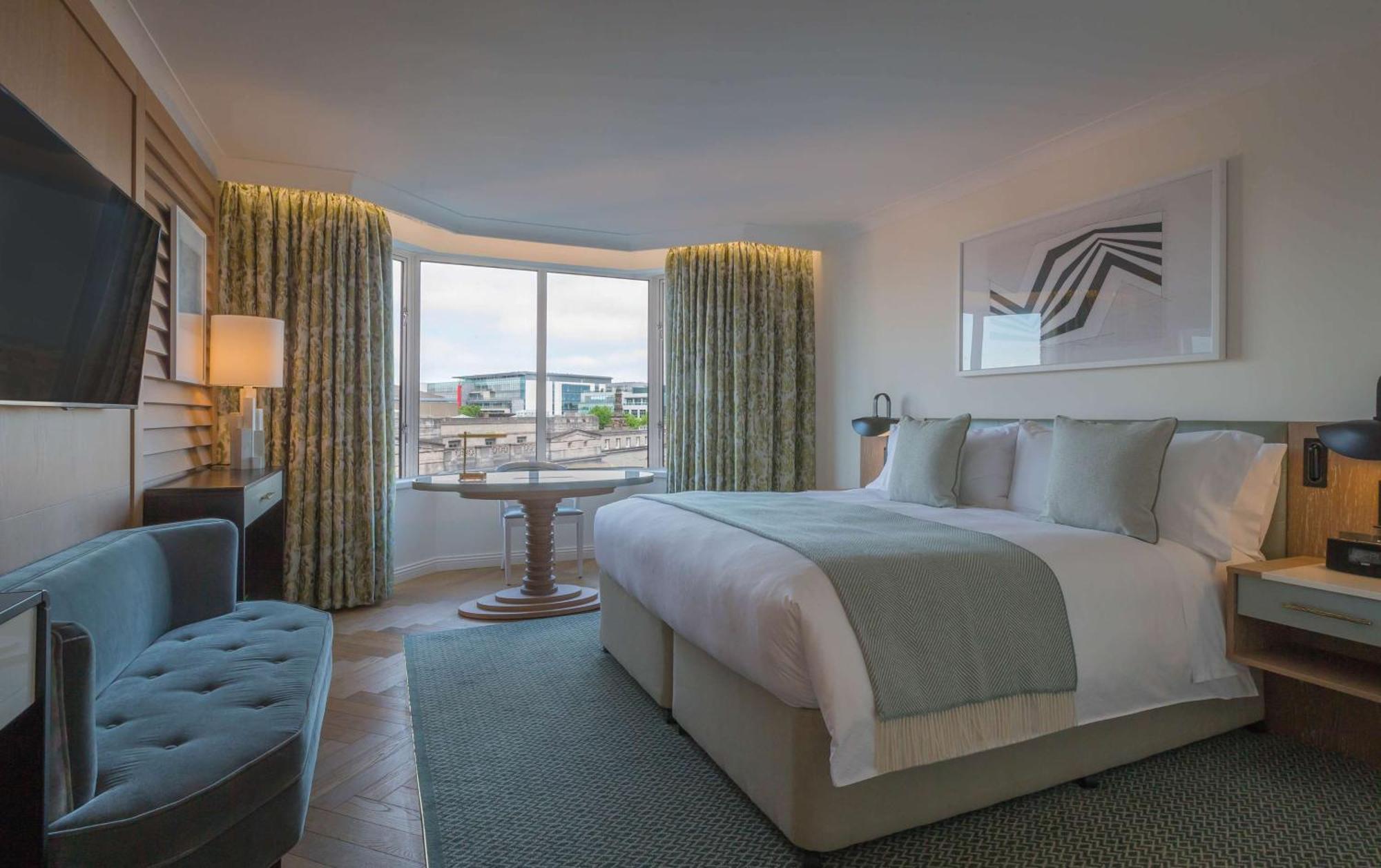 Conrad 5*