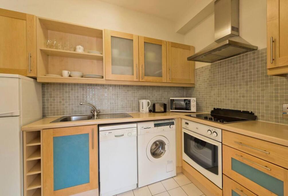 Luxury In D1 Apartment Dublin