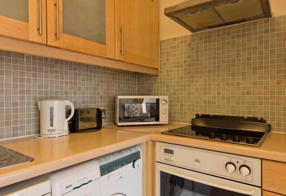Luxury In D1 Apartment *