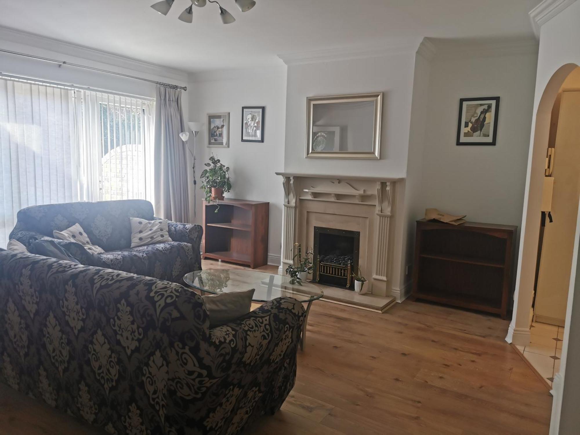 Homestay Single In Charming With The Terrace And The Cat In Sandymount Dublin