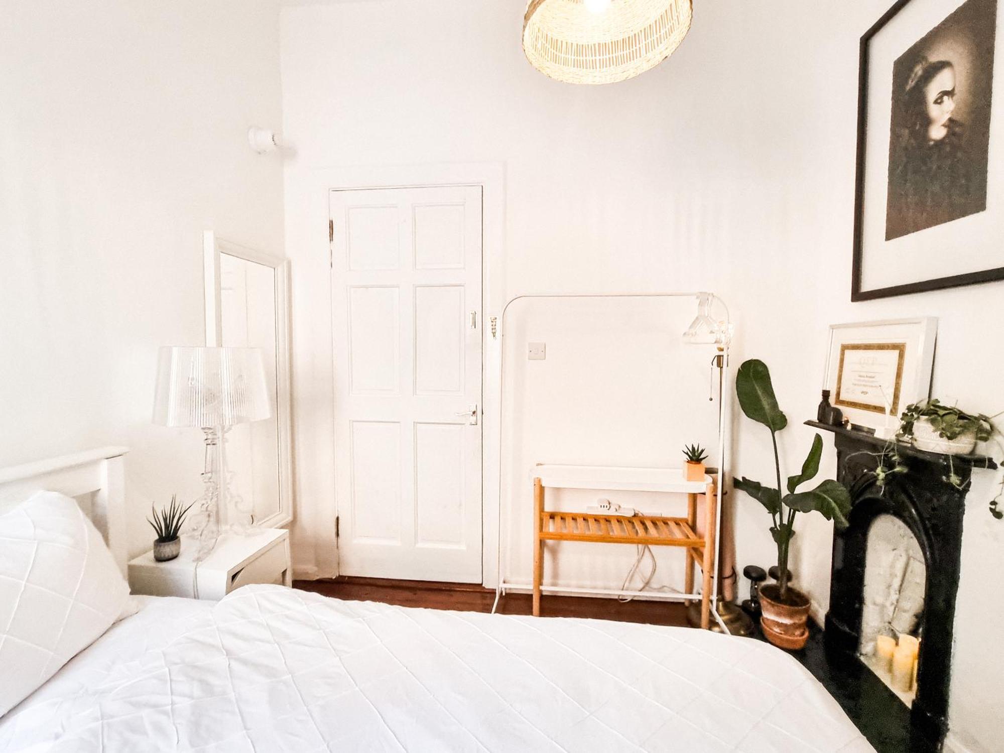 Whole Stylish 1880s Guinness Worker House Homestay *