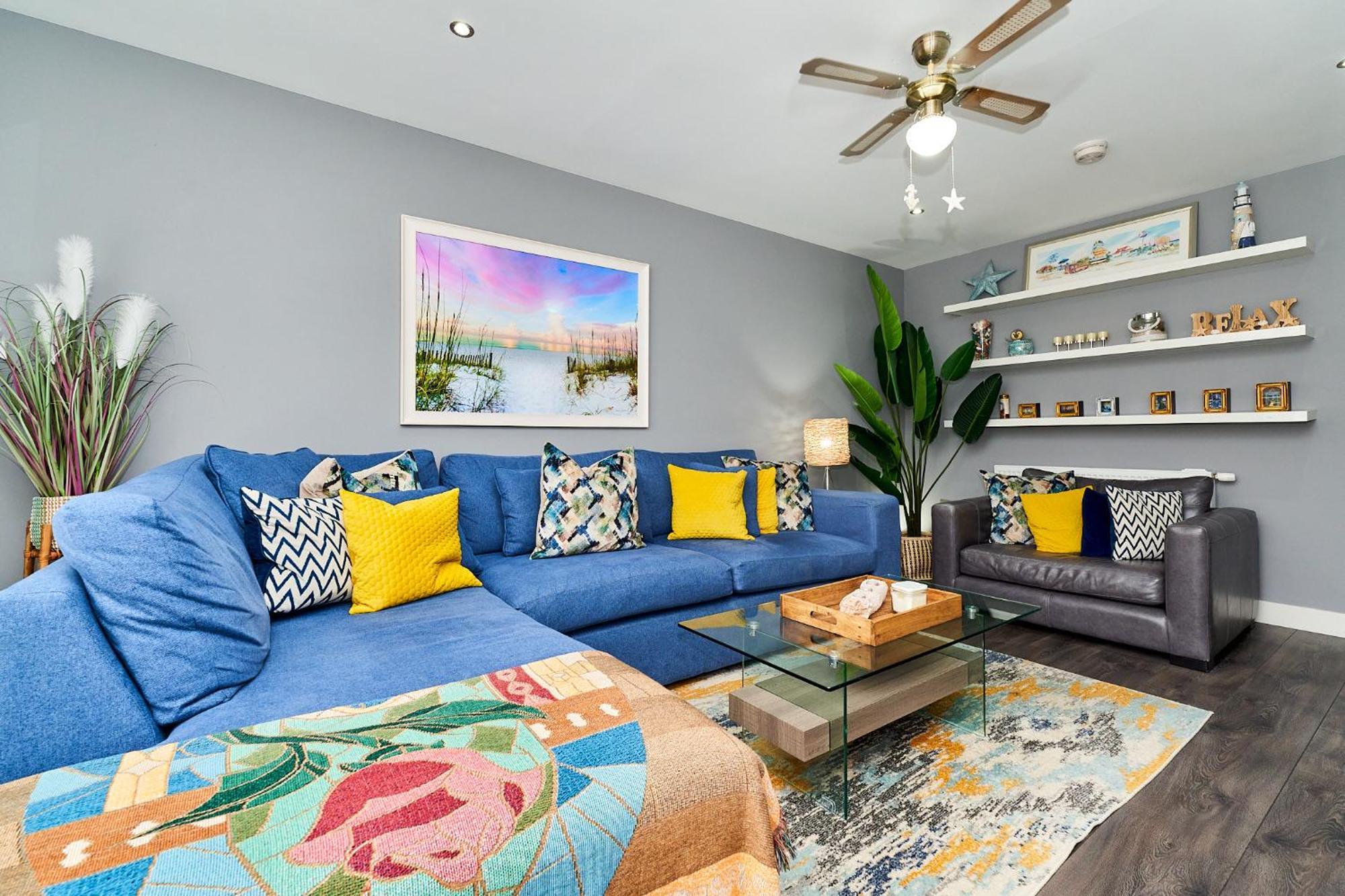 Holiday home Modern Clonsilla Townhouse Sleeps 6 *