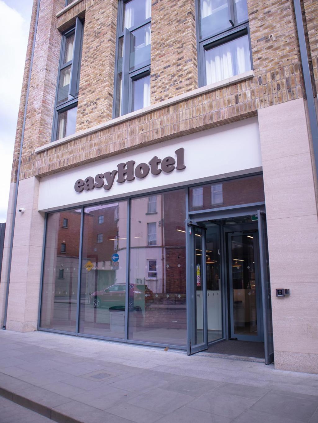 Easyhotel Hotel