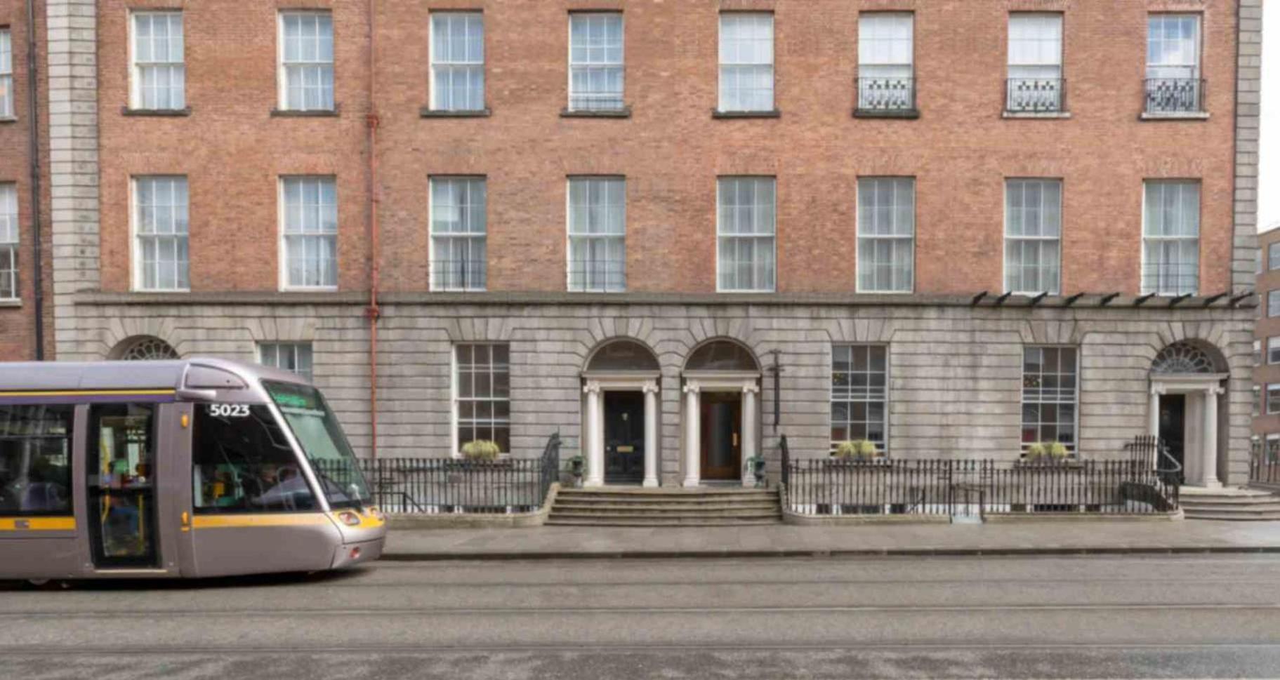 Albany House 3*