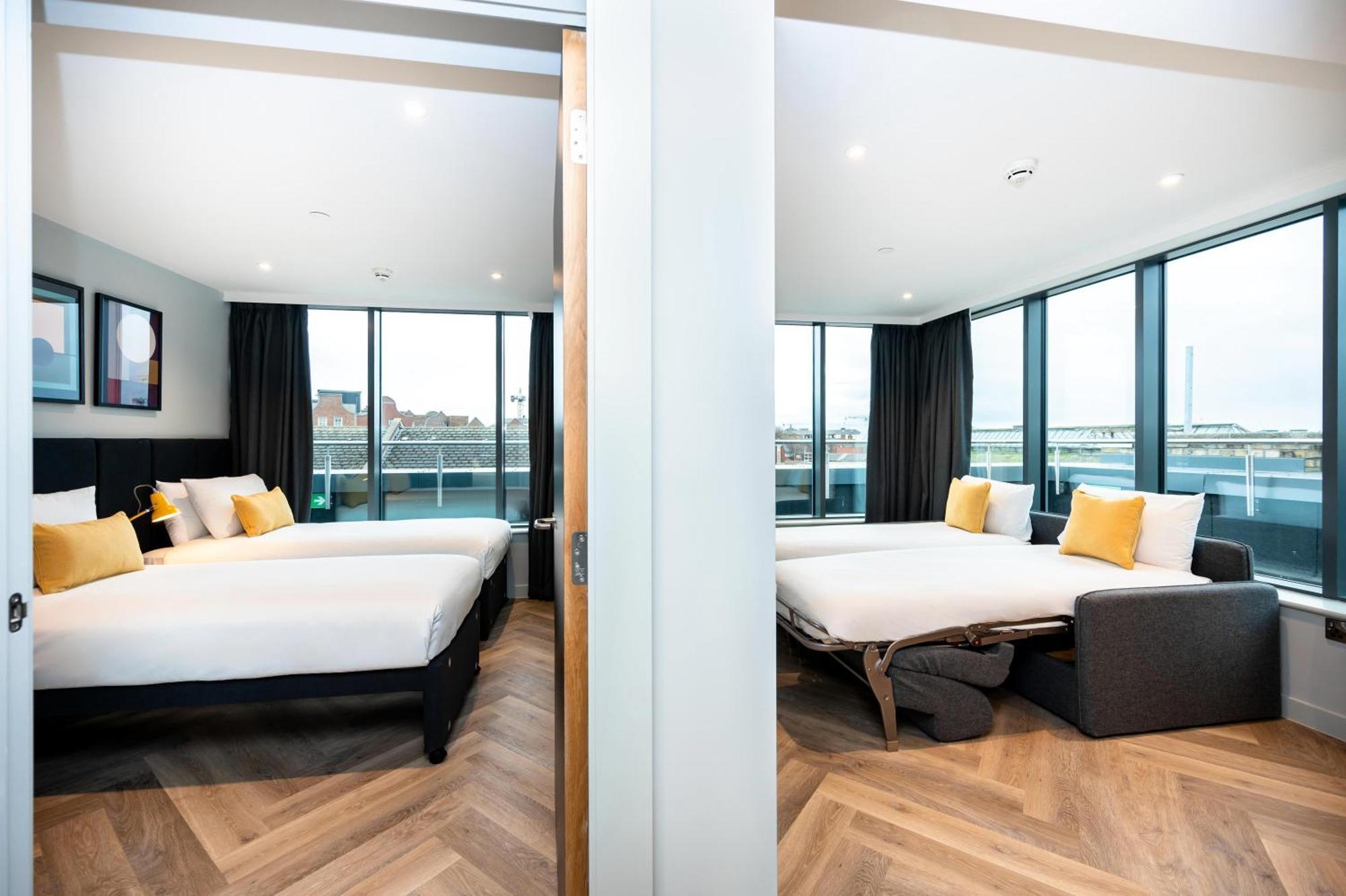 Aparthotel Staycity Tivoli