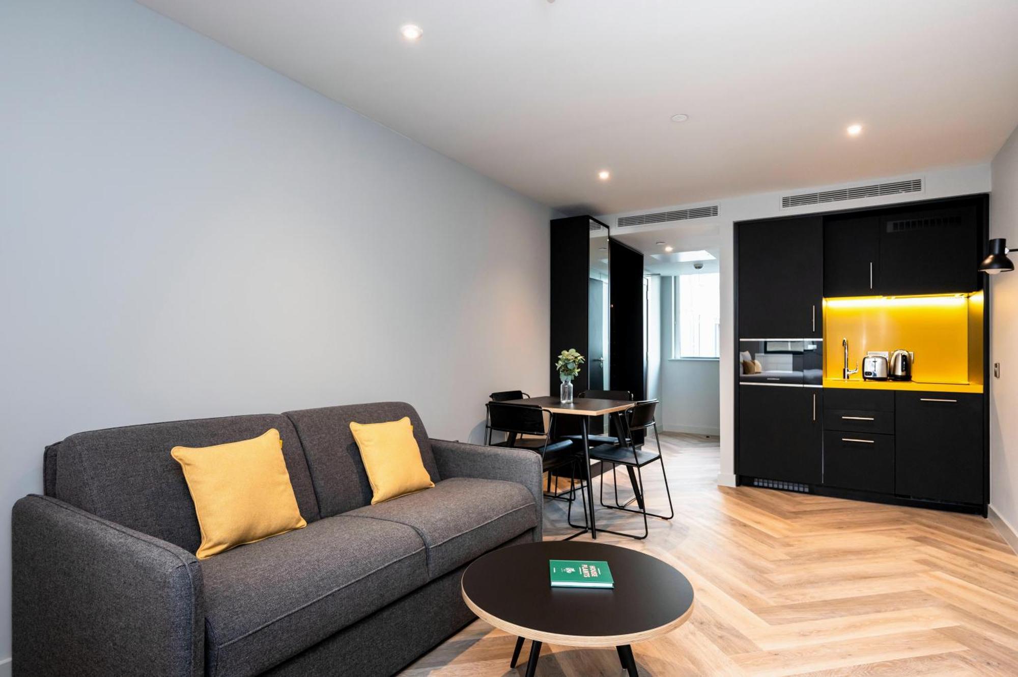 Staycity Tivoli 4*