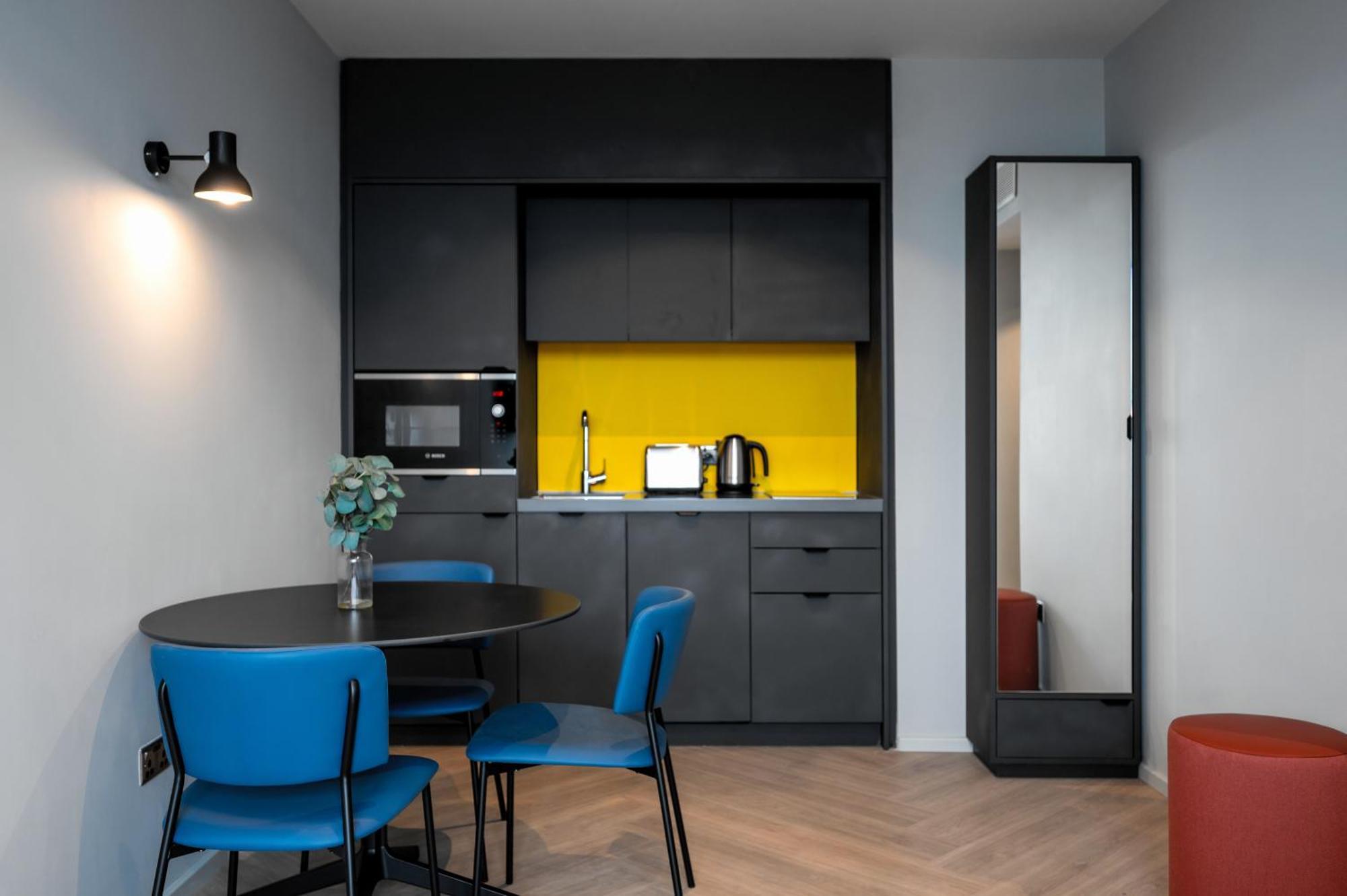 Staycity Quay 4*