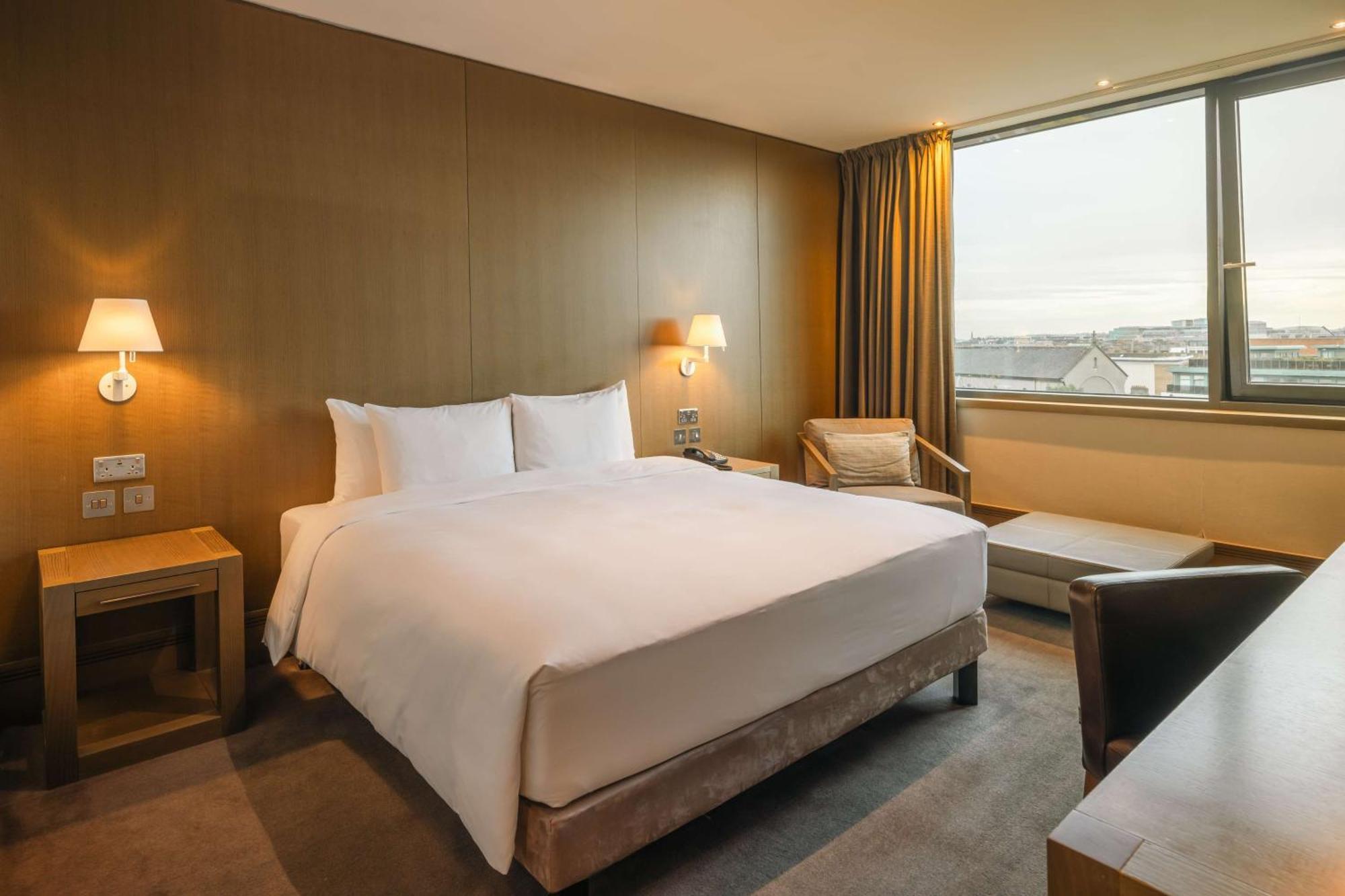 Radisson Blu Royal 4* Dublin