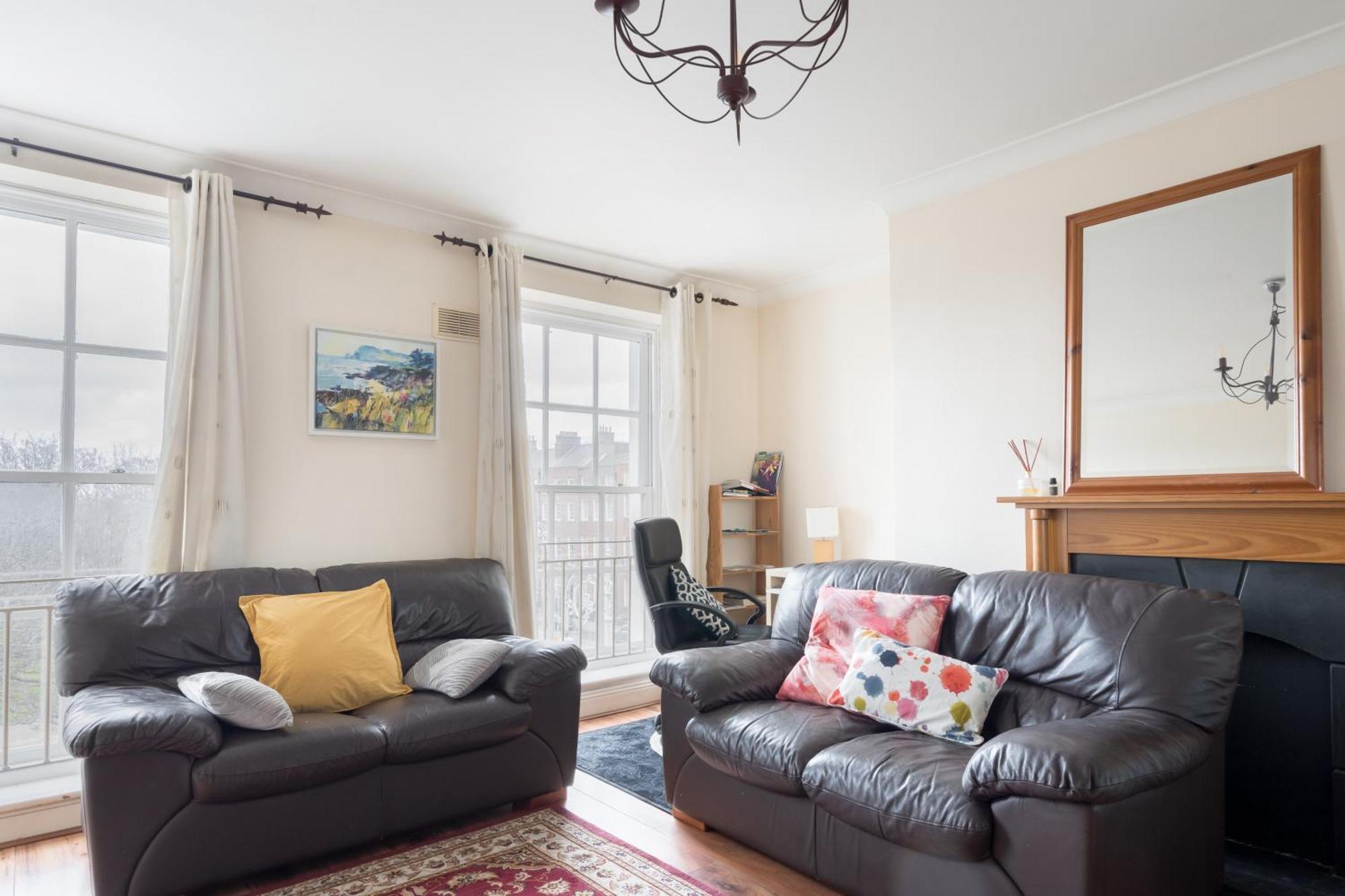 2bd Flat In Heart Of