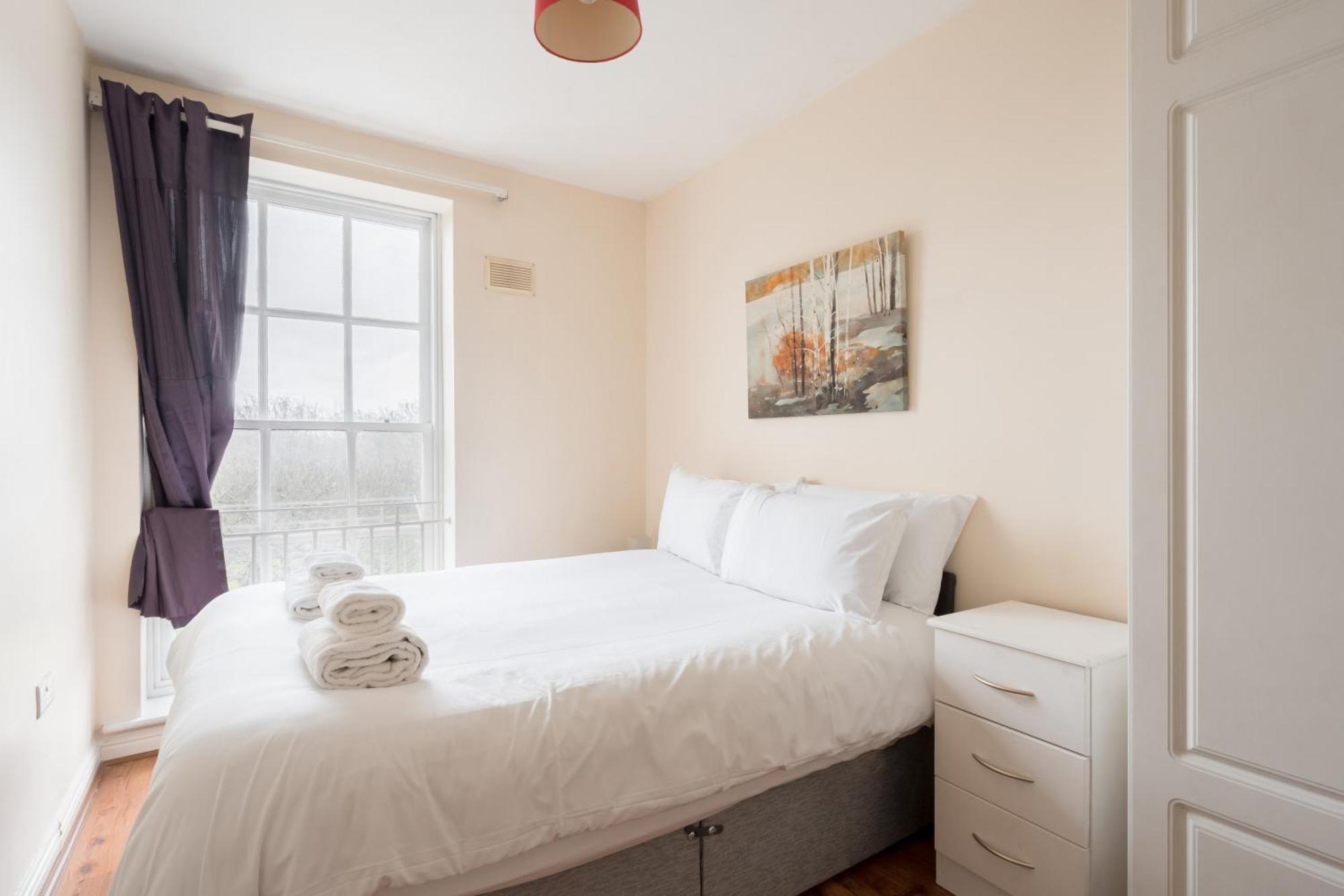 2bd Flat In Heart Of Apartment