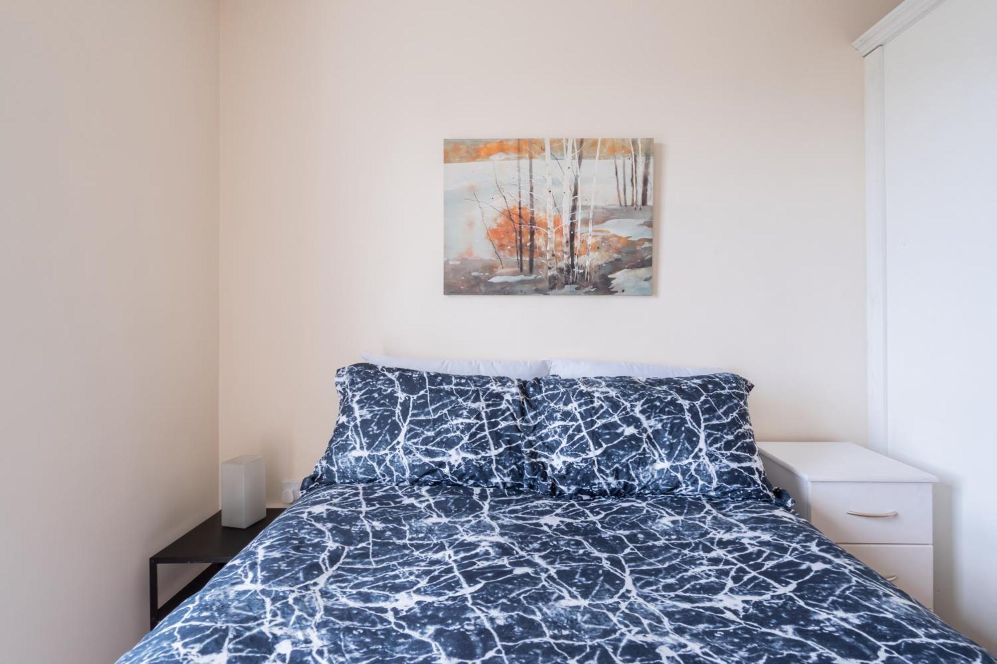 2bd Flat In Heart Of *