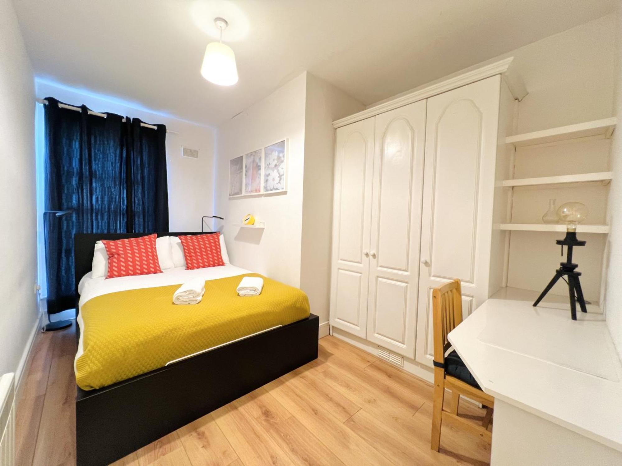 One Bedroom In Centre Apartment Dublin